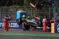 F1: Visszafogta magát a Merci-ifjonc az autótörés után 2