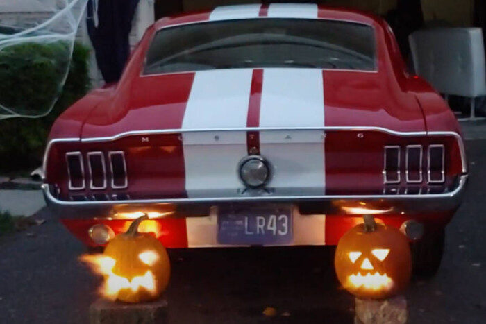 Ez a legjobb autós-tökös poén Halloweenre
