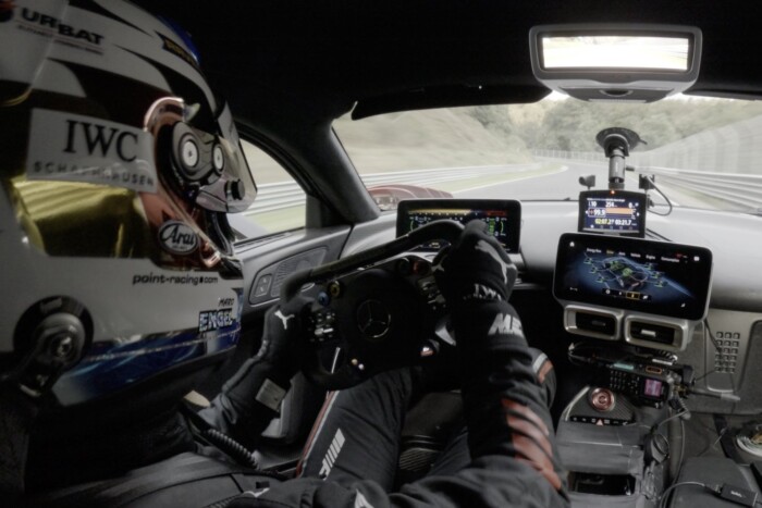 Saját magánál is gyorsabb a Mercedes hiperautója 10 | Vezess Saját magánál is gyorsabb a Mercedes hiperautója 10