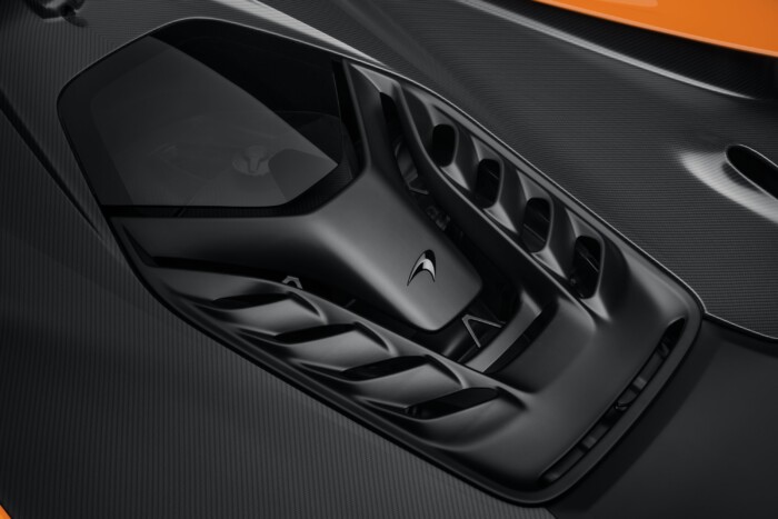 Gombnyomásra 30 centit nyúlik ez az autó 6