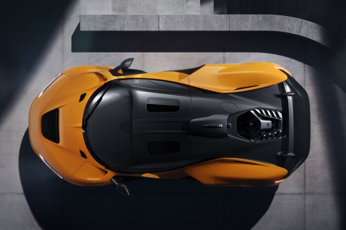 Gombnyomásra 30 centit nyúlik ez az autó 7