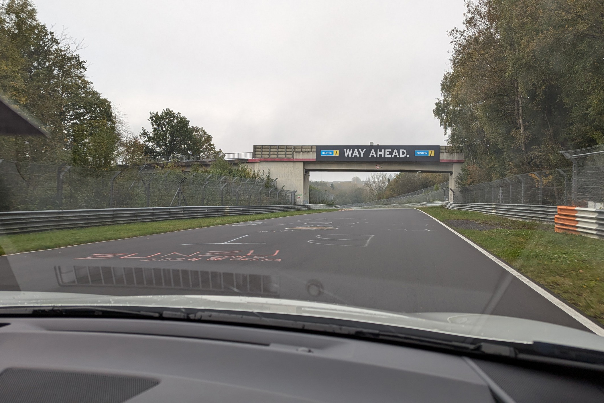 Vigyázz, fertőzésveszély! Irány a Nürburgring! 38