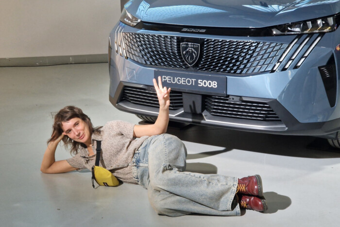 Kiállítással érkezett az új 7 üléses Magyarországra