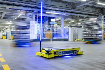 Robothordárokkal készülnek a legújabb BMW-k