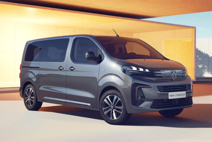 Családi jármű széteső futóművel 5 | Vezess Családi jármű széteső futóművel 5