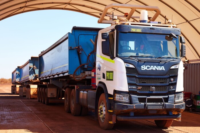 240 tonnát is elvihet ez az önvezető szerelvény