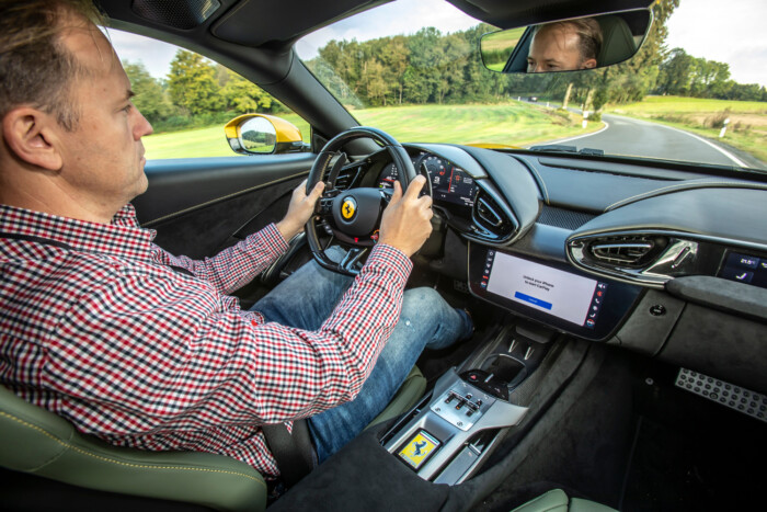 A V12 él, de mi meghalnánk érte 21