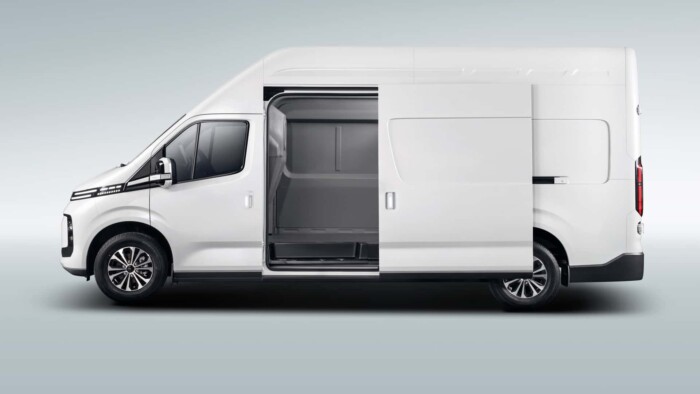 Fura nevű furgonnal jönnek Európába a kínaiak 1