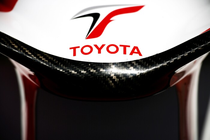 Hivatalos, a Toyota visszatér a Forma-1-be