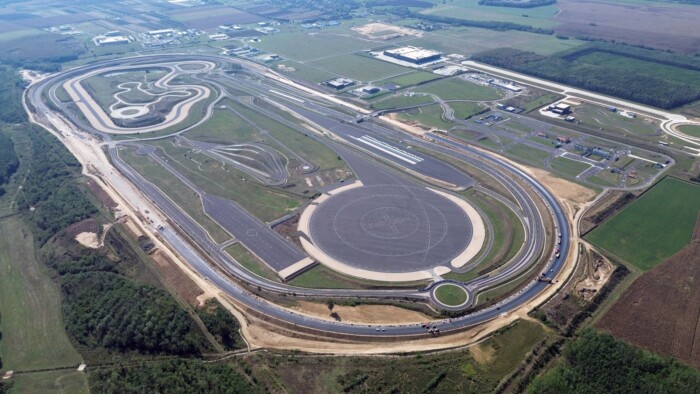 Készül a magyar pálya, ahol elengedett kormánnyal lehet száguldani 9