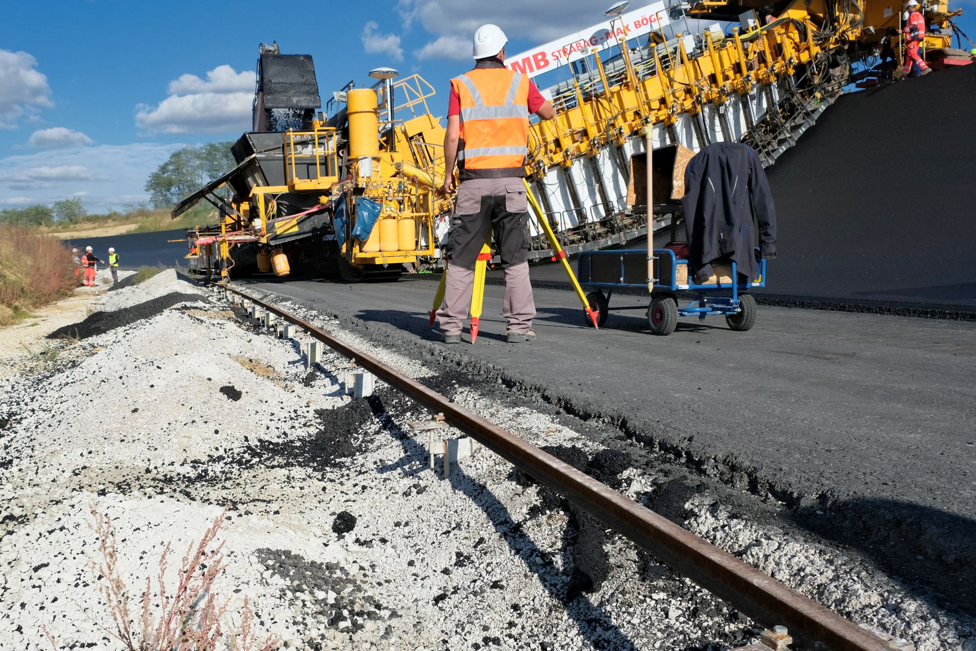 Készül a magyar pálya, ahol elengedett kormánnyal lehet száguldani 6