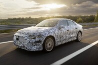 Innovatív motorokkal érkezik az új Mercedes 20