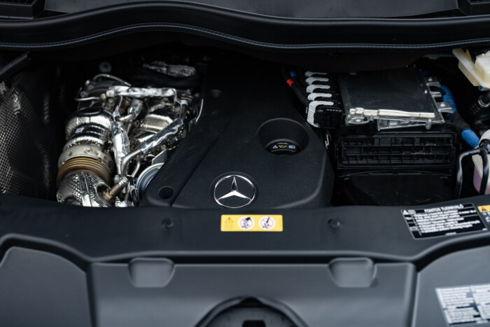 Amikor az anyós is inkább hátra akar ülni 11