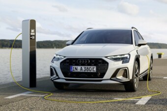 Nem piszkol az Audi túracipős kompaktja