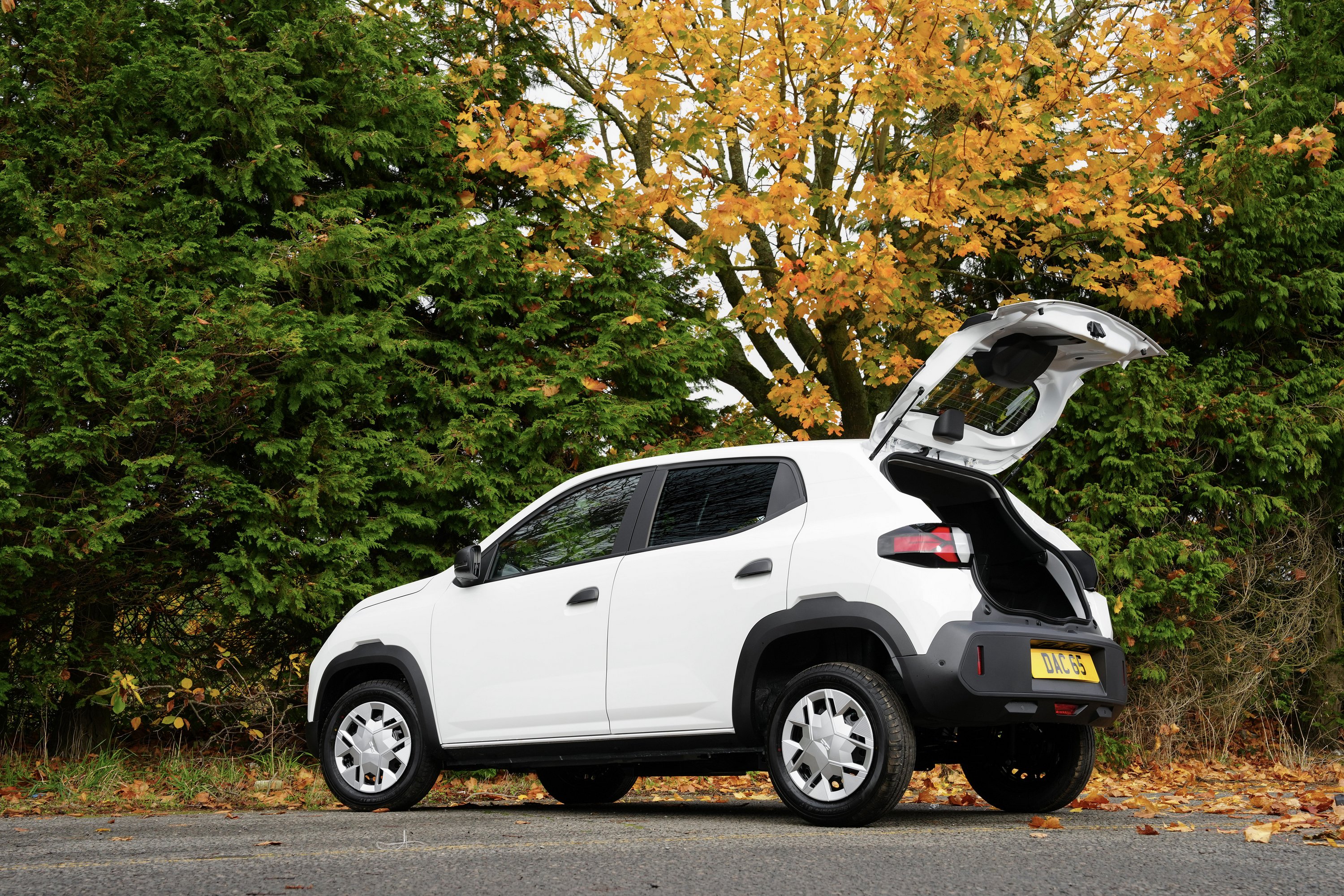 Városi furgonnal bővít a Dacia 16