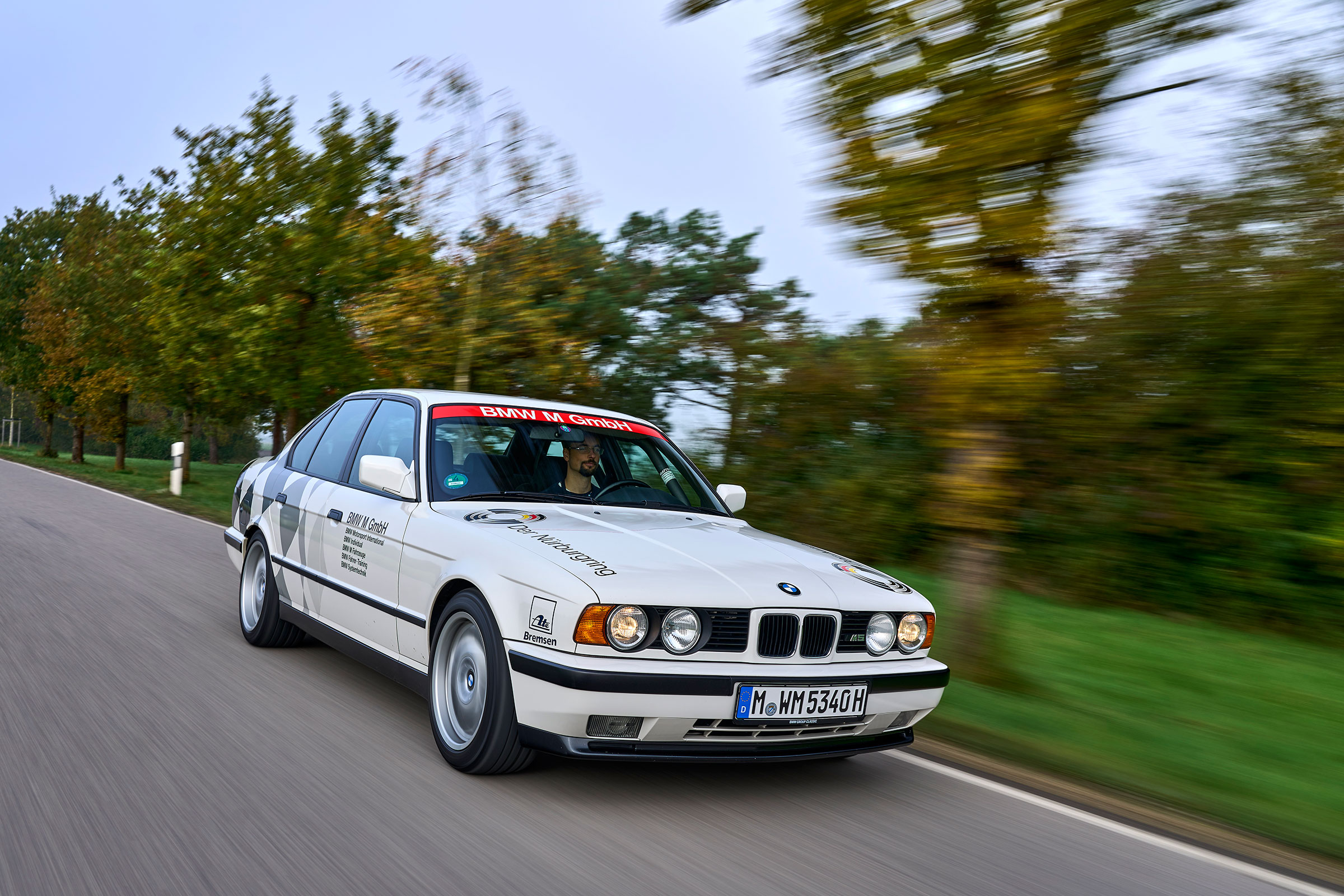 Igazi csapásmérőt hoz Magyarországra a BMW 5