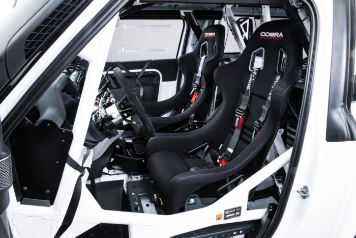 Gyári csapatot indít a Dakaron a Defender 7