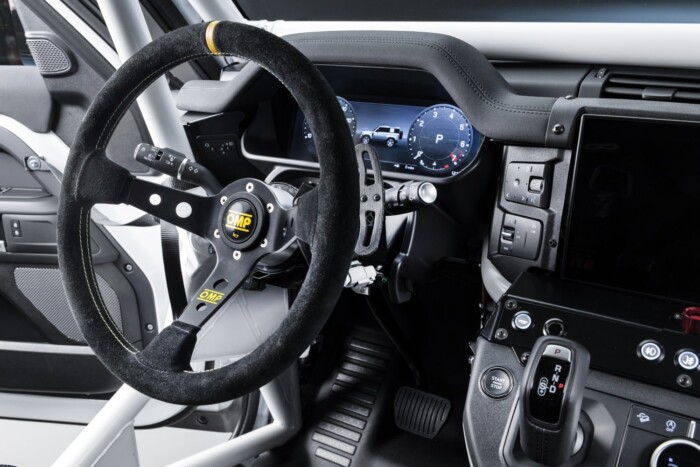 Gyári csapatot indít a Dakaron a Defender 8