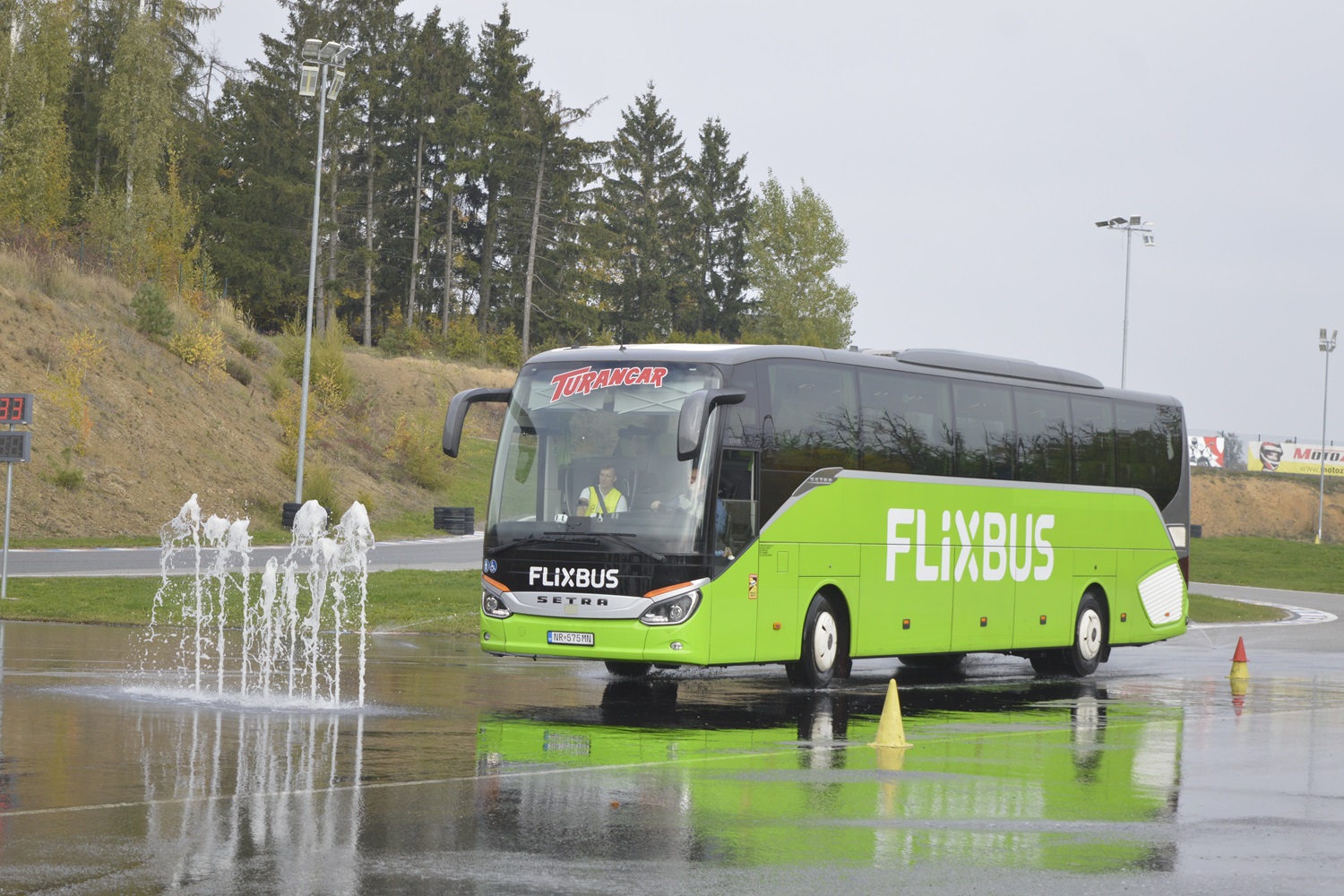 Te vajon becsatolod az övet a buszon? 9