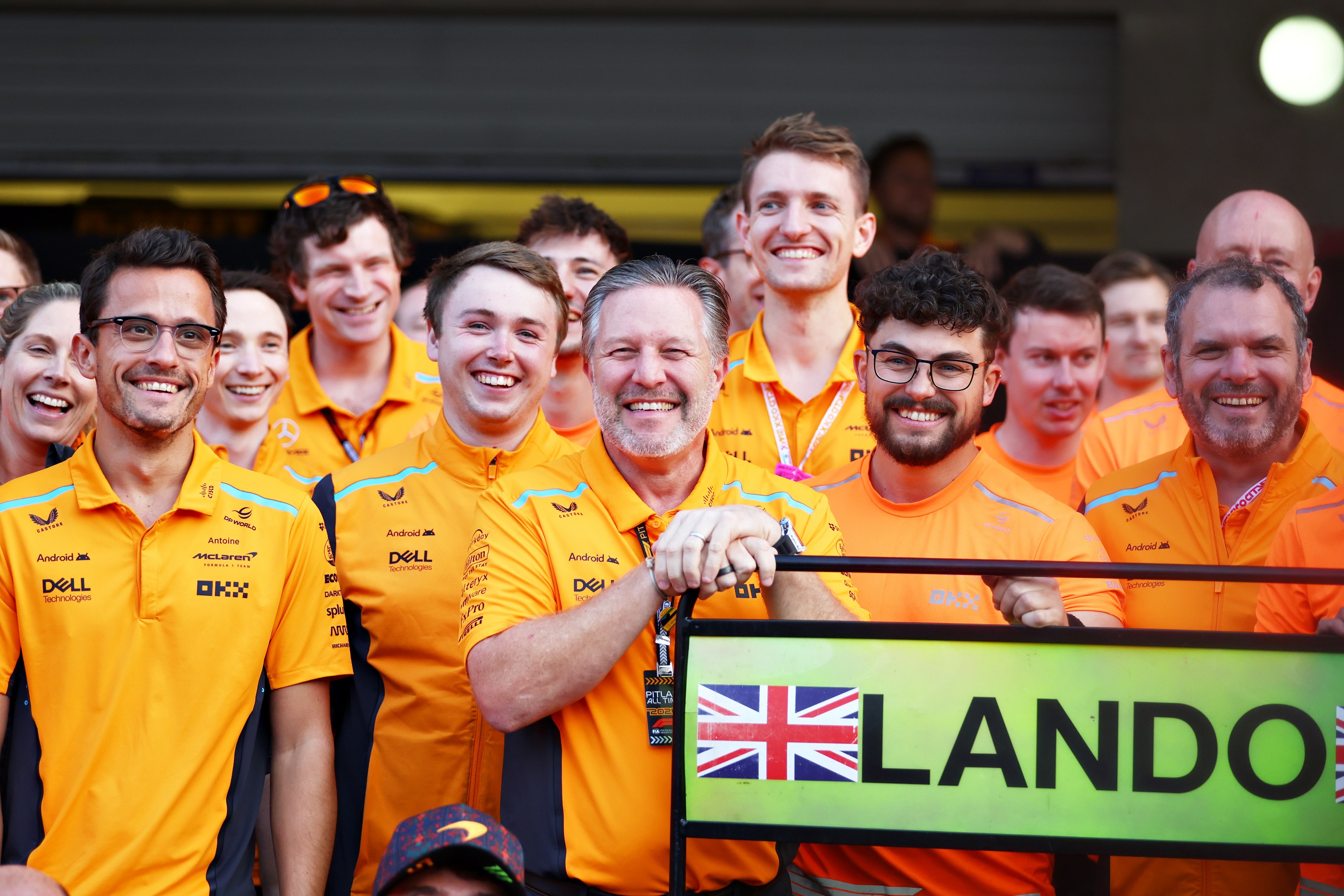 F1: Így lehet bajnok már Katarban a McLaren