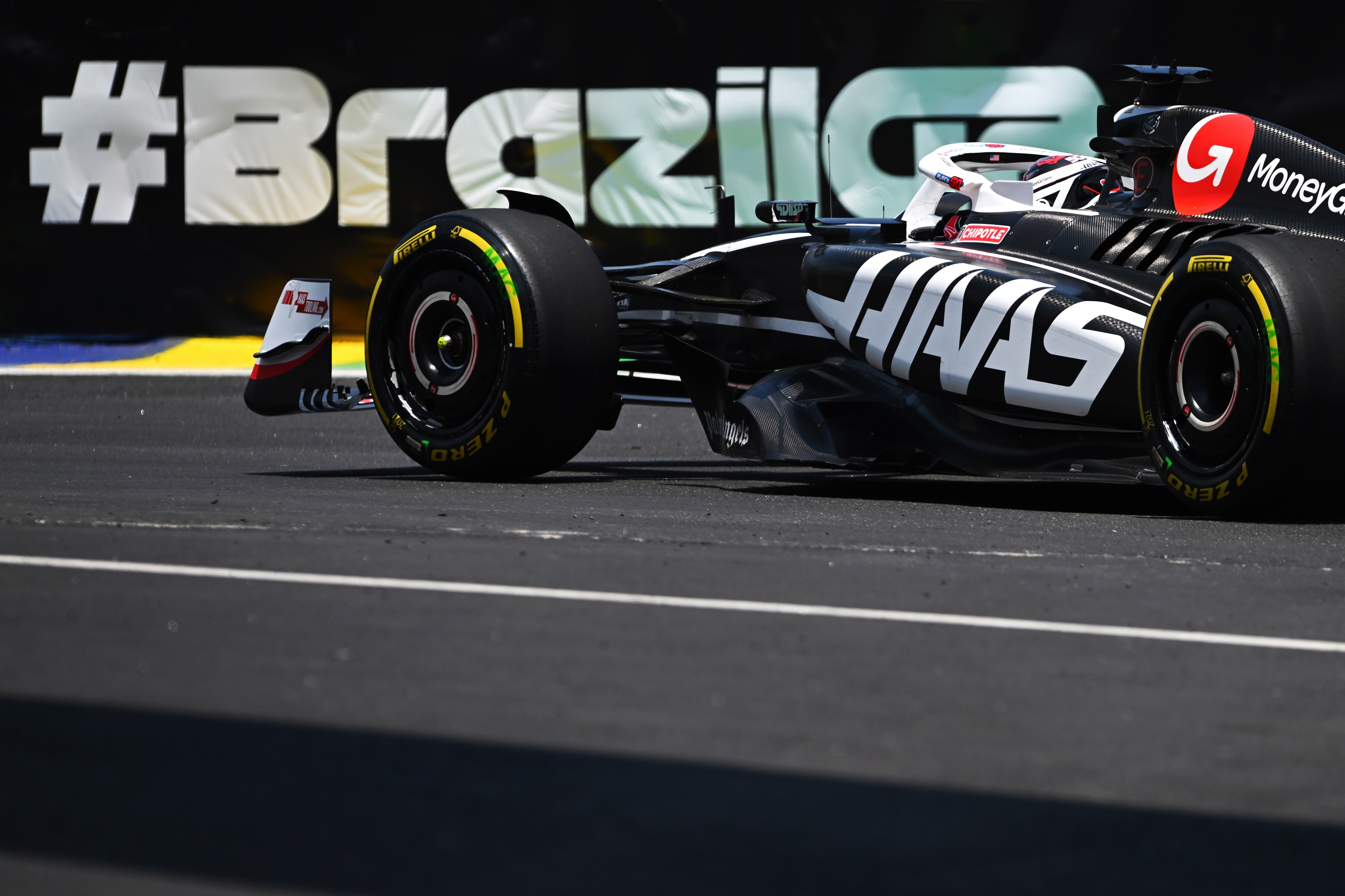 F1: Eldőlt, marad a hétvégére a beugró