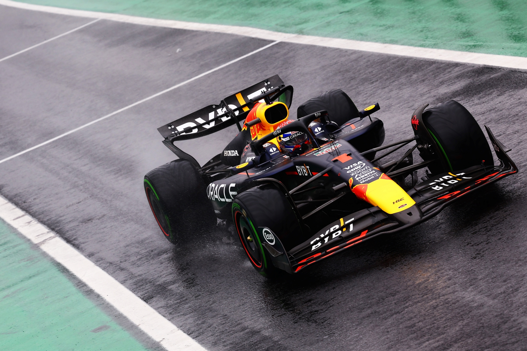F1: 420 milliót fizet Verstappen, ha címet akar védeni