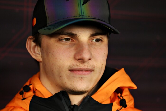 F1: Kihátrált Norris mögül a McLaren 2 | Vezess F1: Kihátrált Norris mögül a McLaren 2