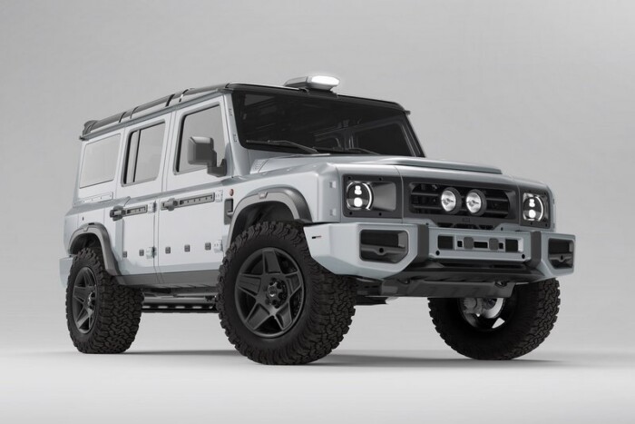 Luxusautót faragtak a kemény terepjáróból