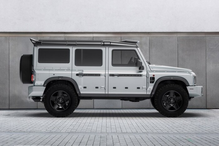 Luxusautót faragtak a kemény terepjáróból 6 | Vezess Luxusautót faragtak a kemény terepjáróból 6