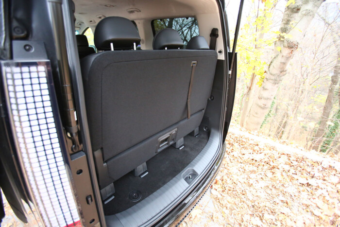 Pont ilyen autó kéne a magyar családoknak 15