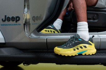 Kemény terepre készült, de csak lépésben halad ez a Jeep