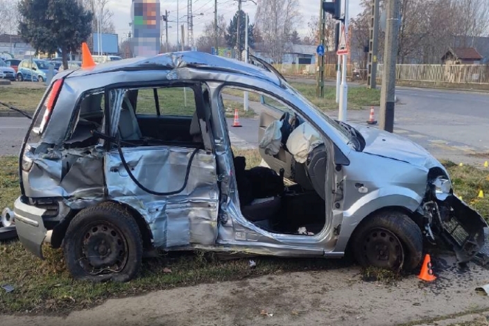 Átmulatta az éjszakát, a busz elé hajtott