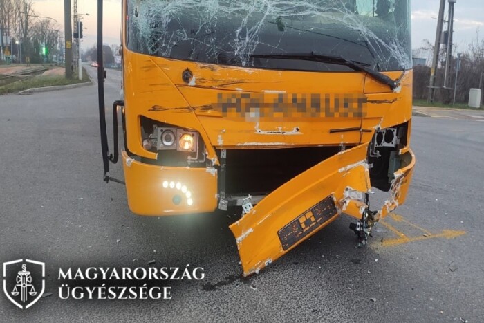 He spent the night, driving in front of the bus 1