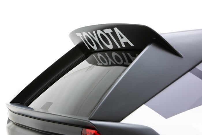 Ez már vajon az új Toyota, álruhában? 9