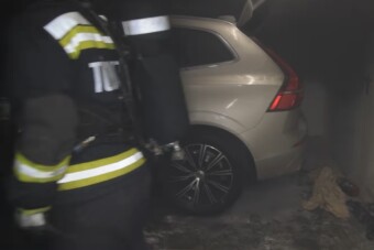 Elfüstölt egy autó Újpesten, elő is került a csodaeszköz