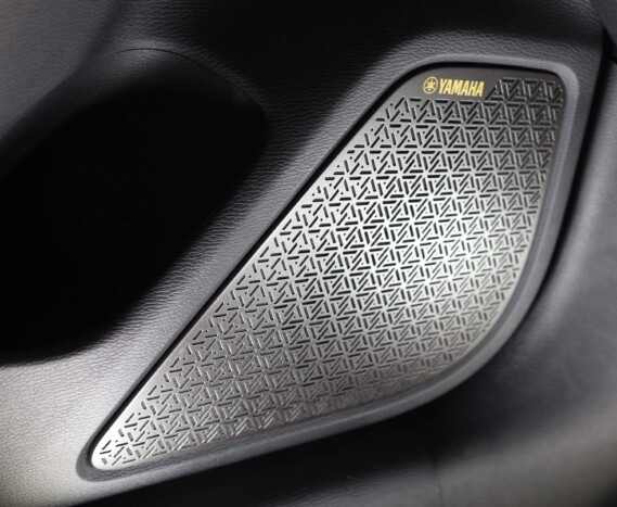 Megújul a legfontosabb Mitsubishi 5 | Vezess Megújul a legfontosabb Mitsubishi 5