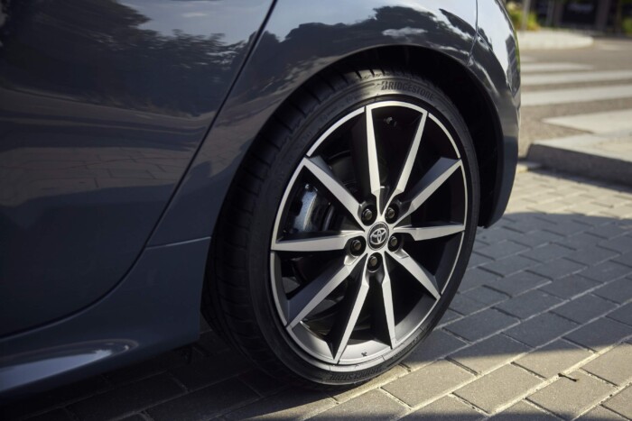 Minimálisan változik a Toyota sportos kisautója 6