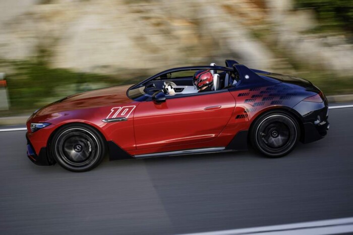 Ebben az autóban a kényelmetlenség is a luxus része 12