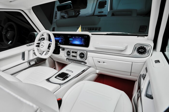 Zöld-Mercivel lepték meg karácsony előtt a pápát 8