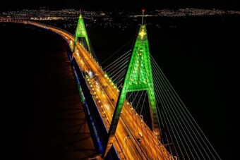 Százméteres karácsonyfa lesz a Megyeri hídból