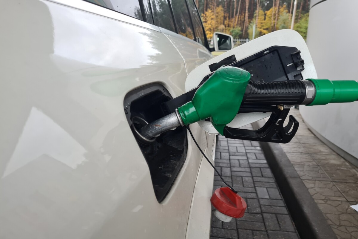 Újabb szokatlan árváltozás jön a hazai kutakon