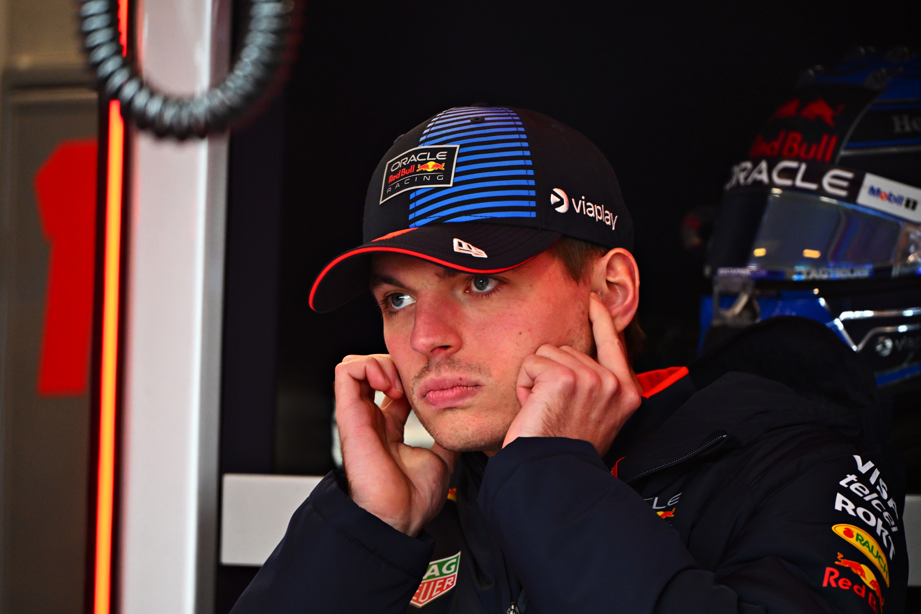 F1: Kiderült, mit csinál Verstappen a közmunka alatt
