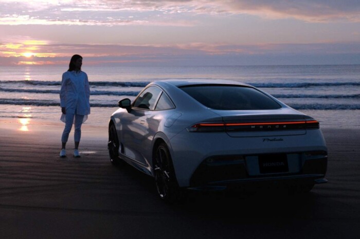 Ikonikus modell tér vissza Európába 6 | Vezess Ikonikus modell tér vissza Európába 6