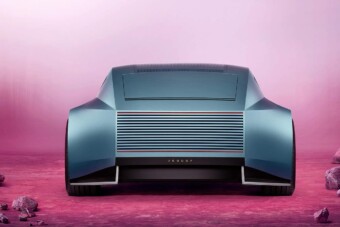 Ezer kilométer villanyautóval, egy pisiszünettel?!