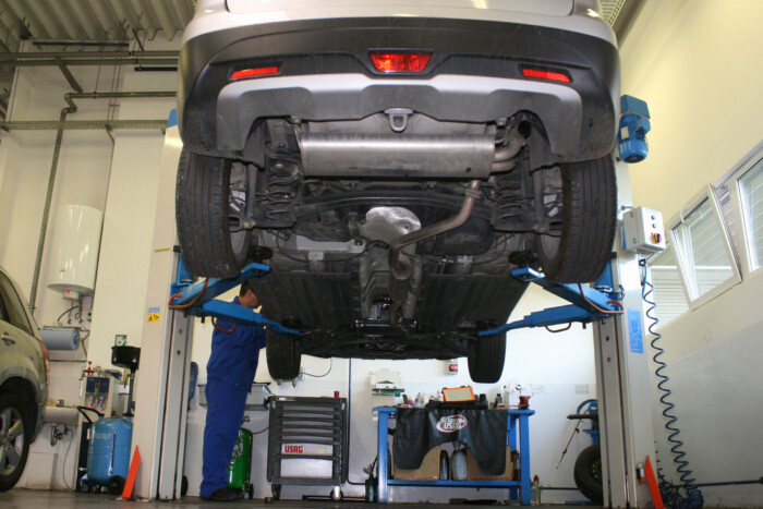 Álnéven teszteltük az autószervizeket 1