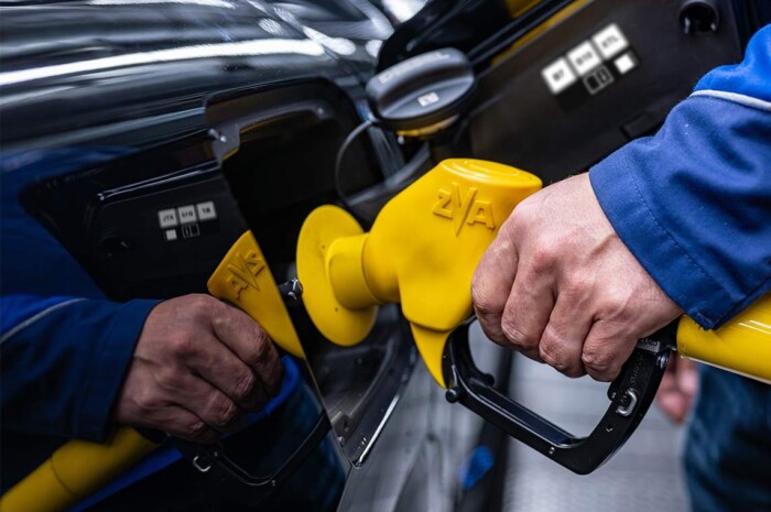 Olyasvalami kerül a BMW-kbe, ami még soha 7