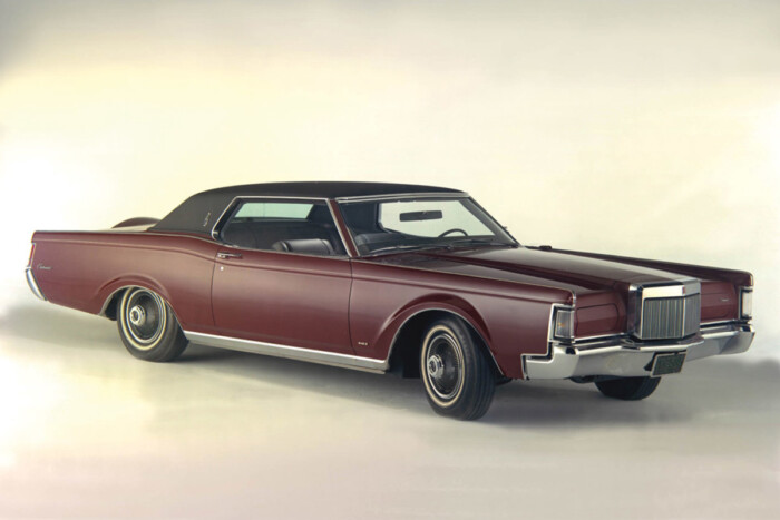 Őrülten meglepő trükköt tud ez az amerikai V8-as óriás 1