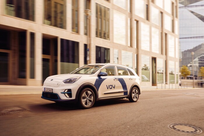 Utaznál távirányítós autóban? Itt megteheted! 6