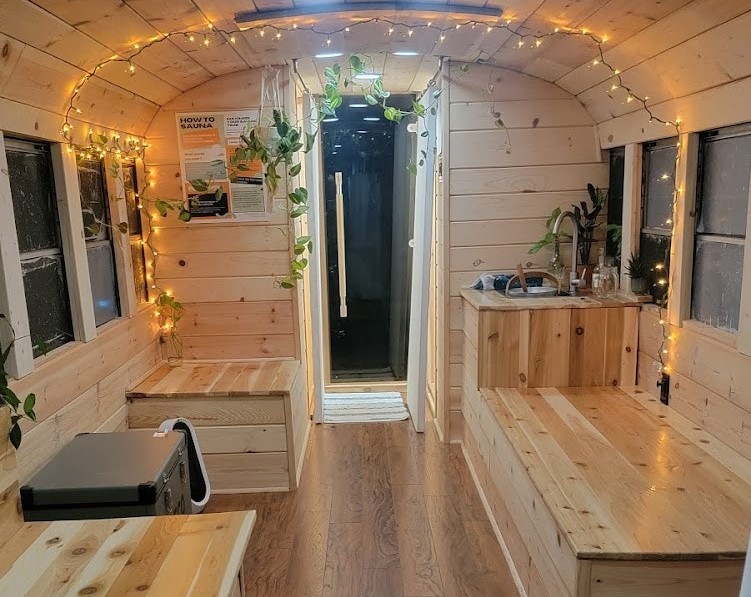 Alaposan megizzasztja az utasokat ez a busz 1