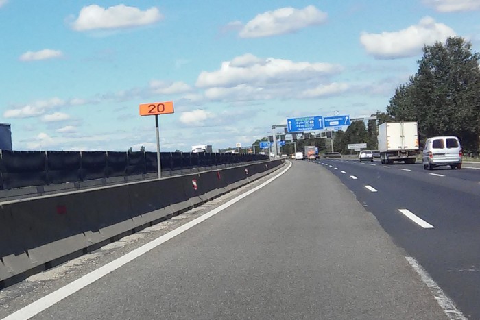 Piros gömbök a villanyvezetéken: fontosabbak, mint gondolnád 6